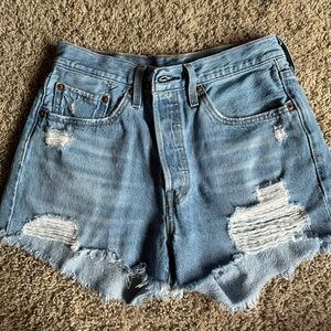 Women’s Levi jeans shorts, size 27